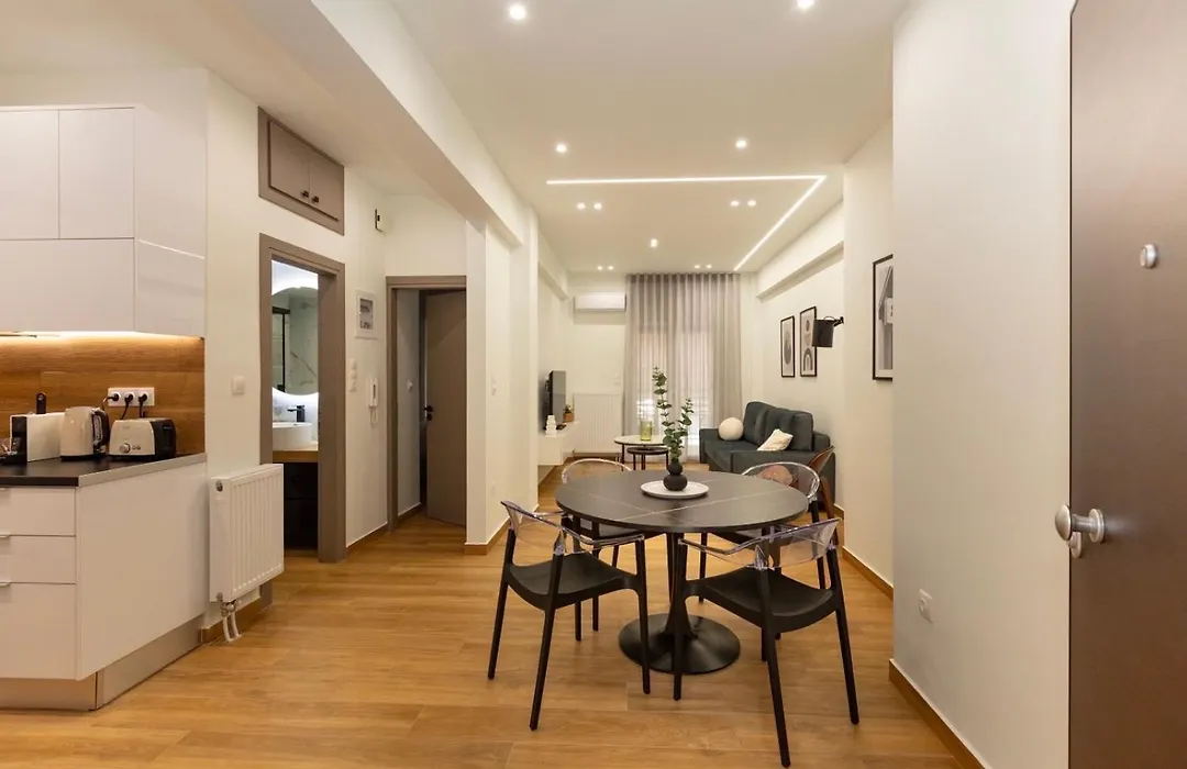 Apartment Near City Center-1